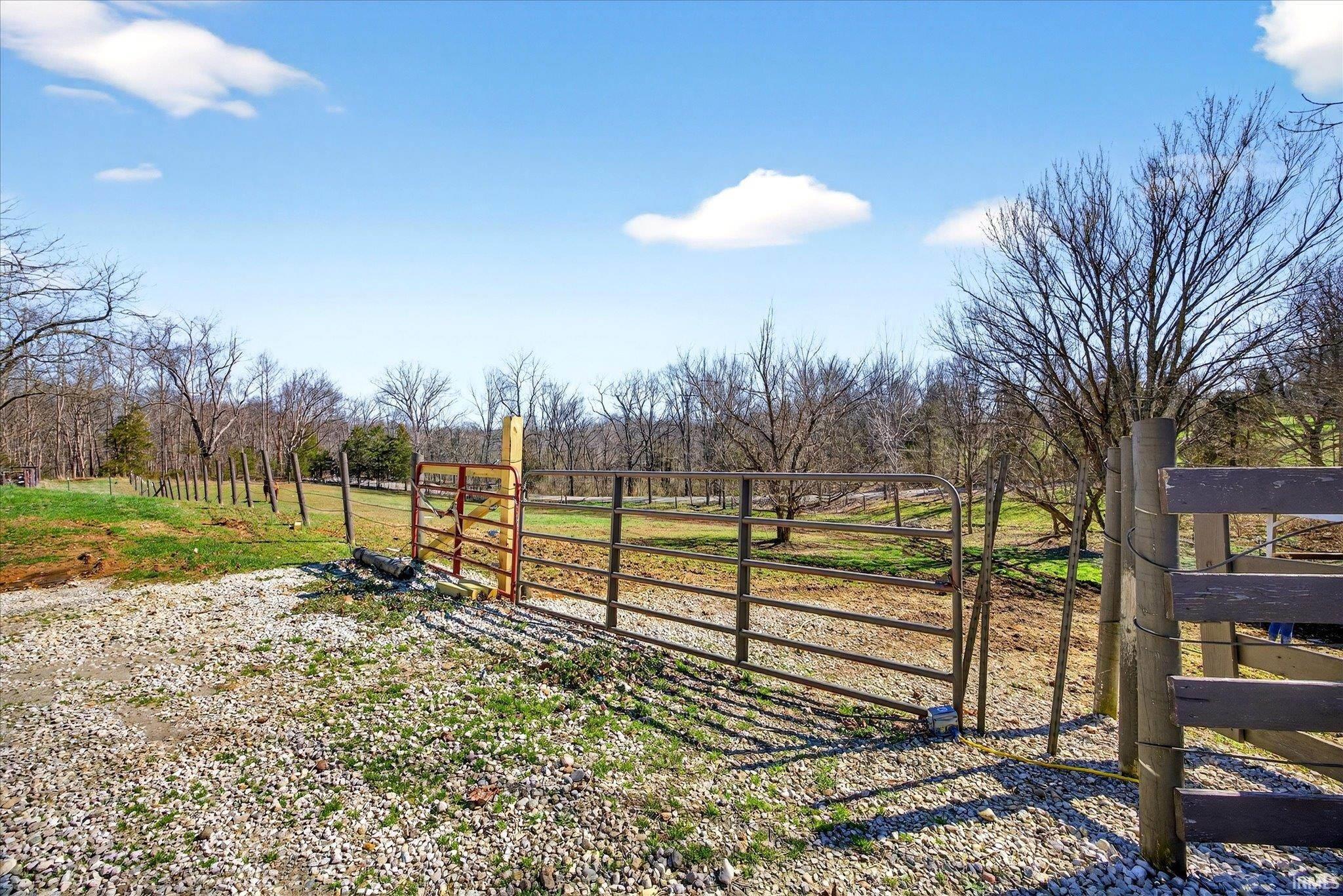 7844 Zikes Road South Bloomington, IN 47401 - Photo 27 of 36