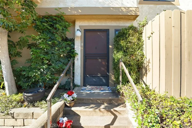 $799,000 | 137 East Sierra Madre Boulevard, Unit D, Sierra Madre, CA 91024