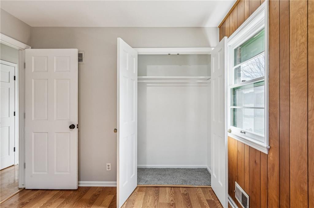 507 Southwest Stratford Road Lee's Summit, MO 64081 - Photo 16 of 41