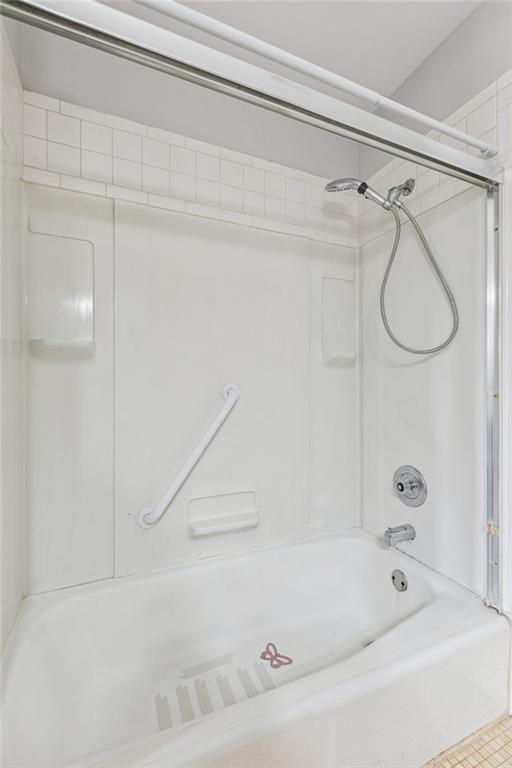 507 Southwest Stratford Road Lee's Summit, MO 64081 - Photo 18 of 41