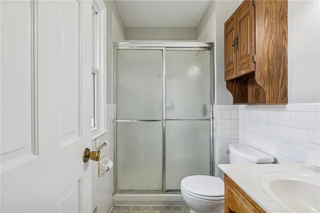 $265,000 | 507 Southwest Stratford Road, Lee's Summit, MO 64081