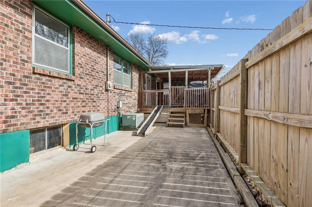 507 Southwest Stratford Road Lee's Summit, MO 64081 - Photo 30 of 41