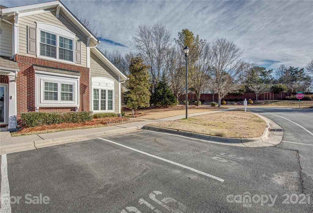 916 Azurine Circle Fort Mill, SC 29708 - Photo 3 of 27