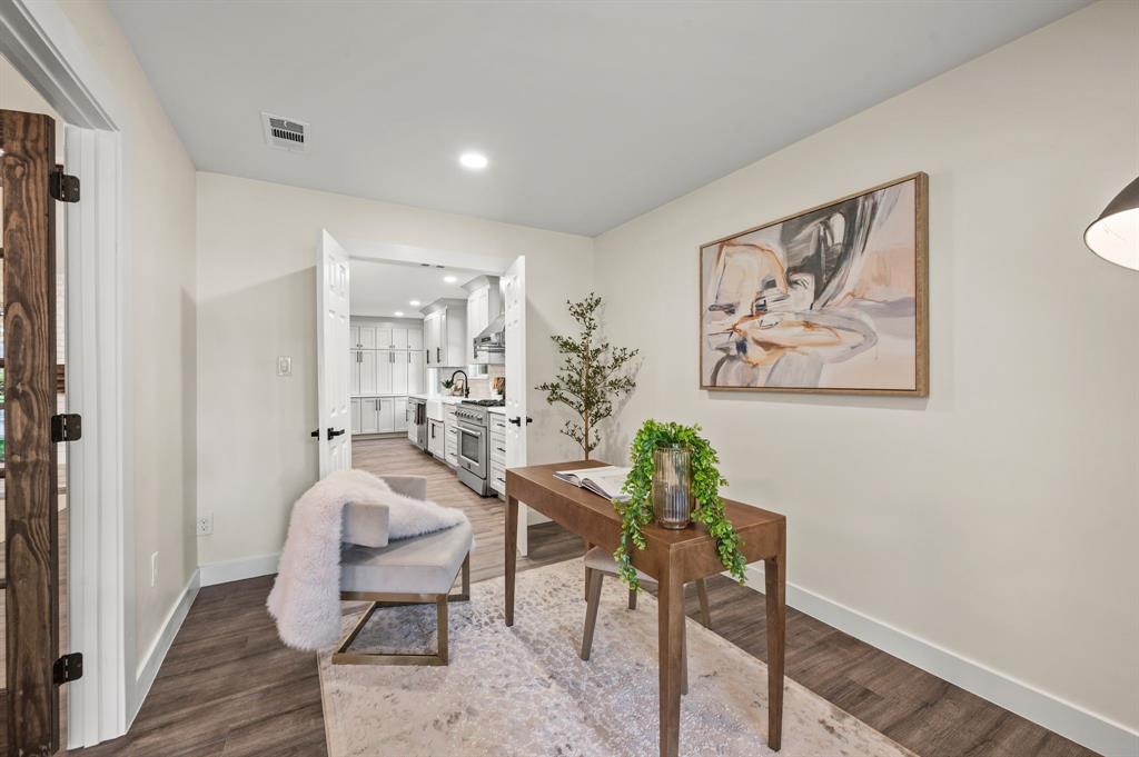 3208 Timberview Road Dallas, TX 75229 - Photo 7 of 32 Gallery Image 7