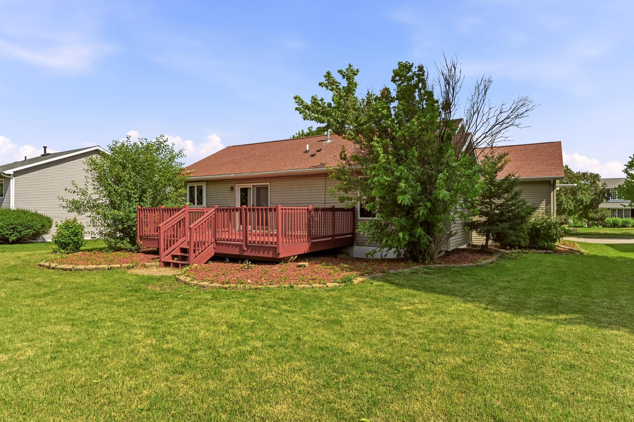 3328 Dorset Lane Northwest Rochester, MN 55901 - Photo 2 of 28