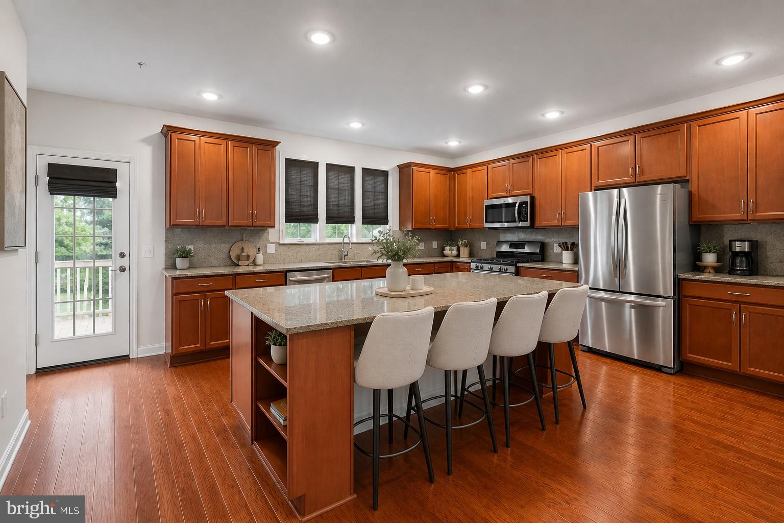 484 Rowan Street Warminster, PA 18974 - Photo 4 of 17 Kitchen Virtually Staged