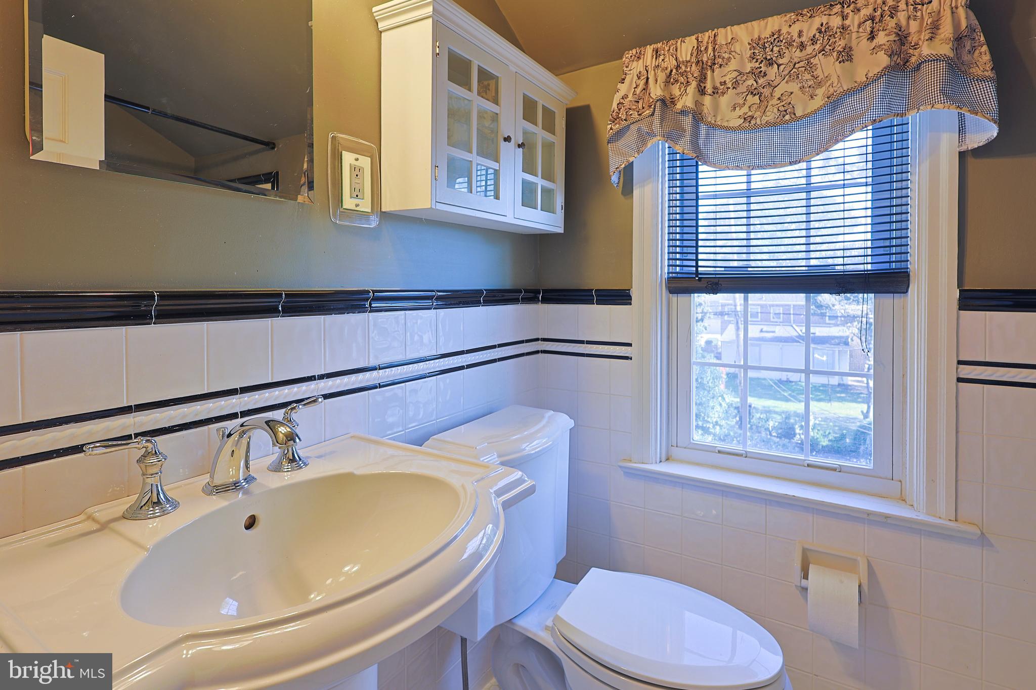 19 Harmil Road Broomall, PA 19008 - Photo 16 of 21