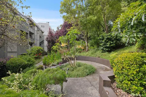 $1,400,000 | 1909 Eddy Street, Unit 2, San Francisco, CA 94115