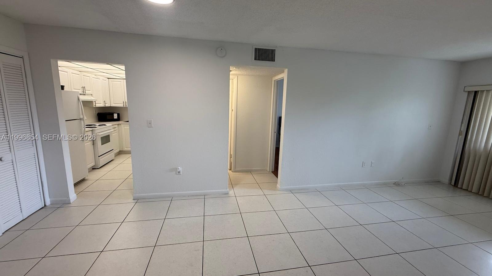 17530 Northwest 68th Avenue, Unit C3010 Hialeah, FL 33015 - Photo 20 of 23