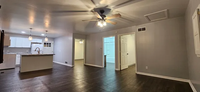 $950 | 104 North Main Street, Unit C, Princeton, IL 61356