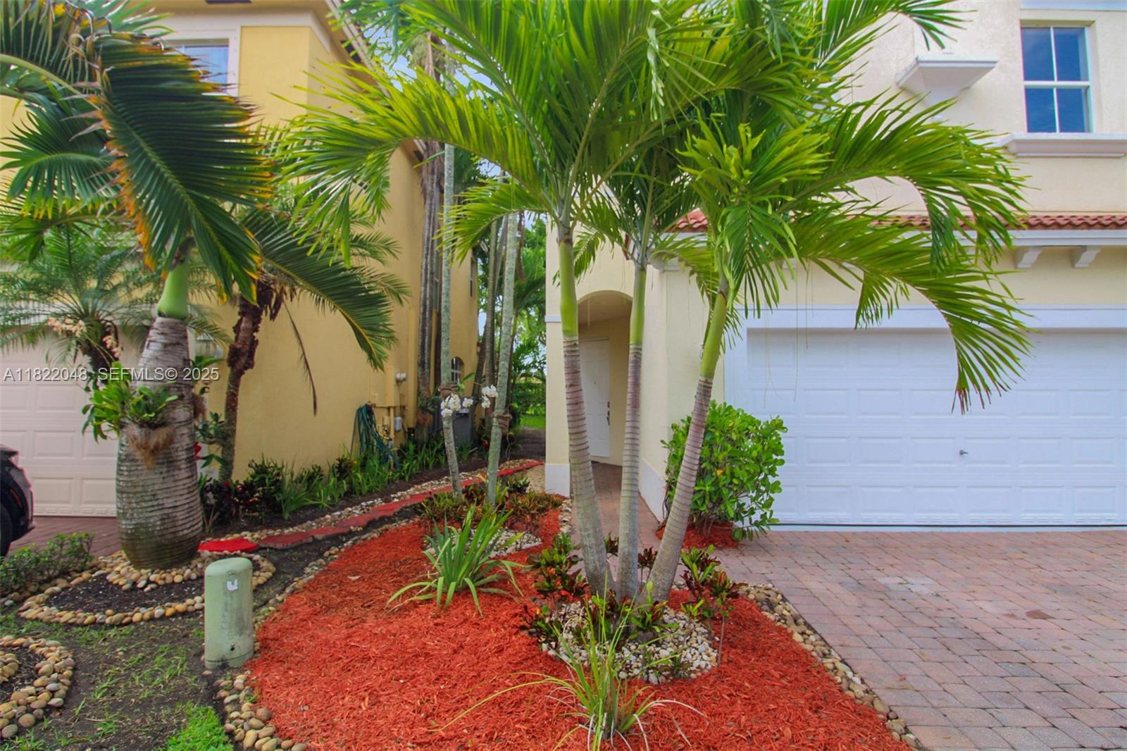 2131 Northeast 37th Road Homestead, FL 33033 - Photo 4 of 34 a view of a backyard with plants
