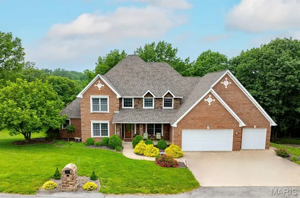 $729,000 | 1889 Bay Avenue, Hannibal, MO 63401