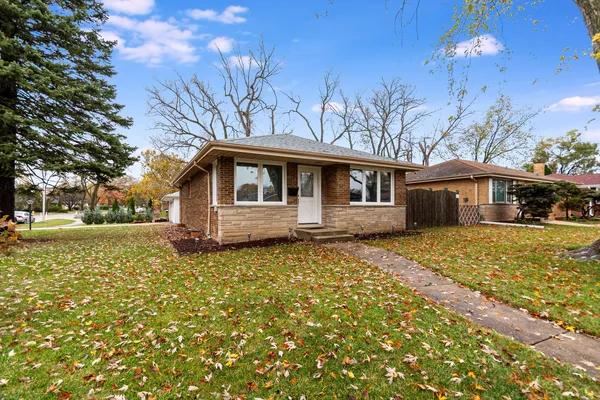 $345,000 | 138 Janice Lane, Addison, IL 60101