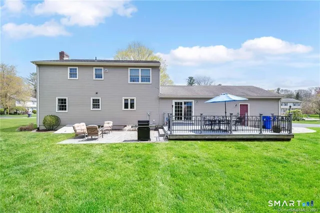 $464,900 | 1 Patricia Circle, Enfield, CT 06082