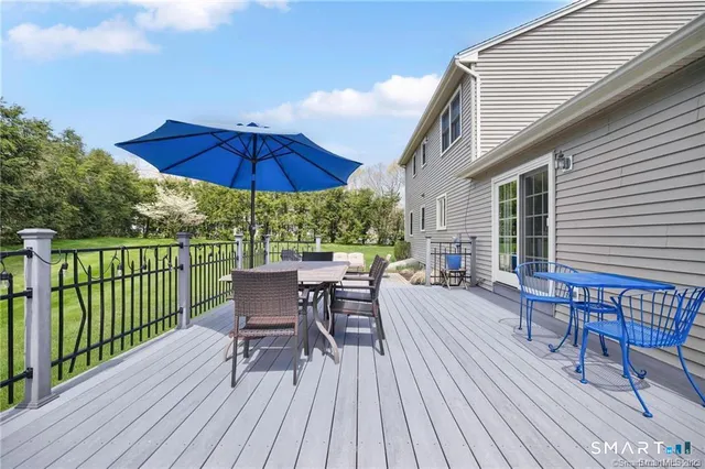 $464,900 | 1 Patricia Circle, Enfield, CT 06082