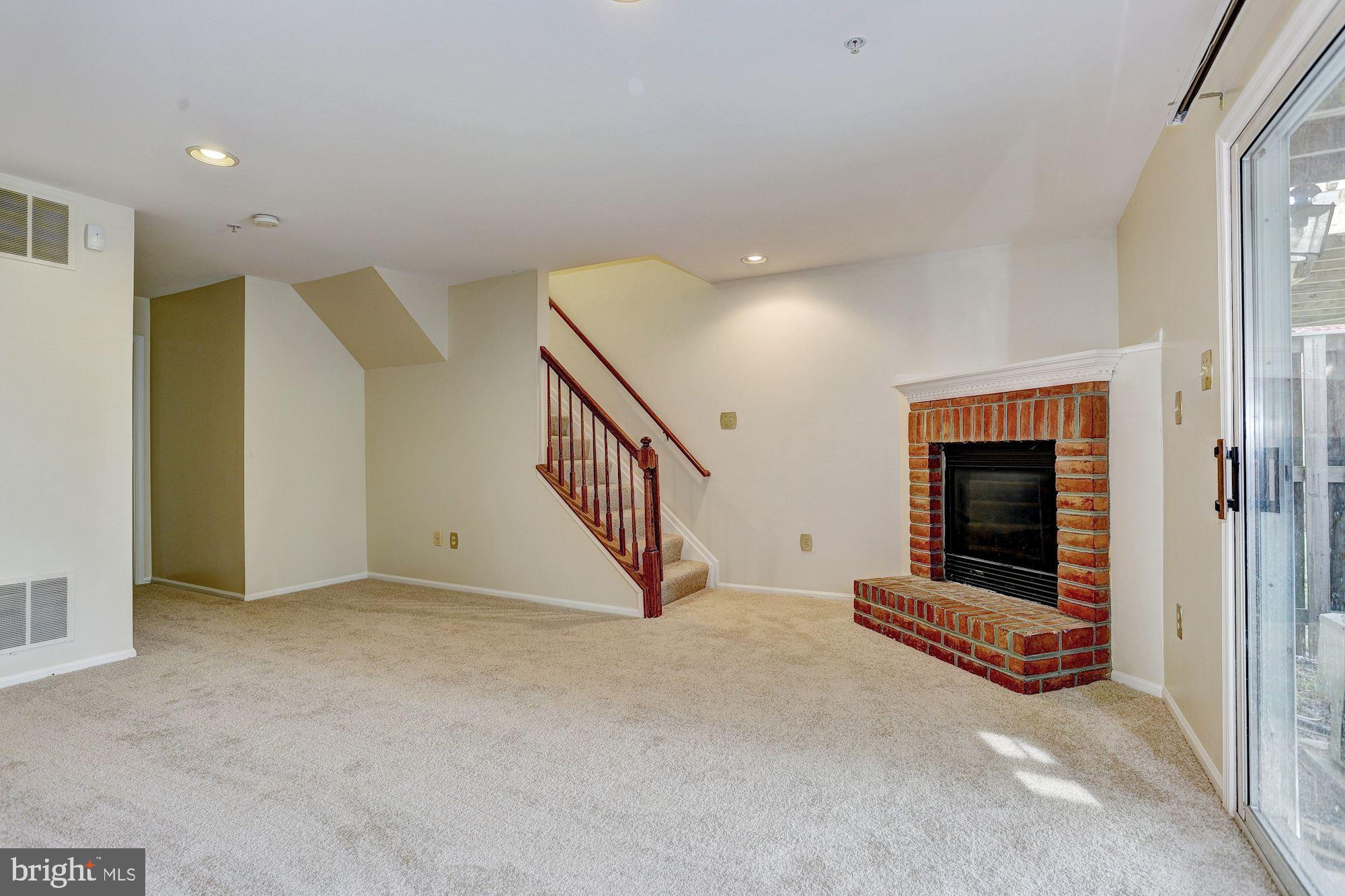 8405 Glad Rivers Row Columbia, MD 21045 - Photo 18 of 27 Family Room