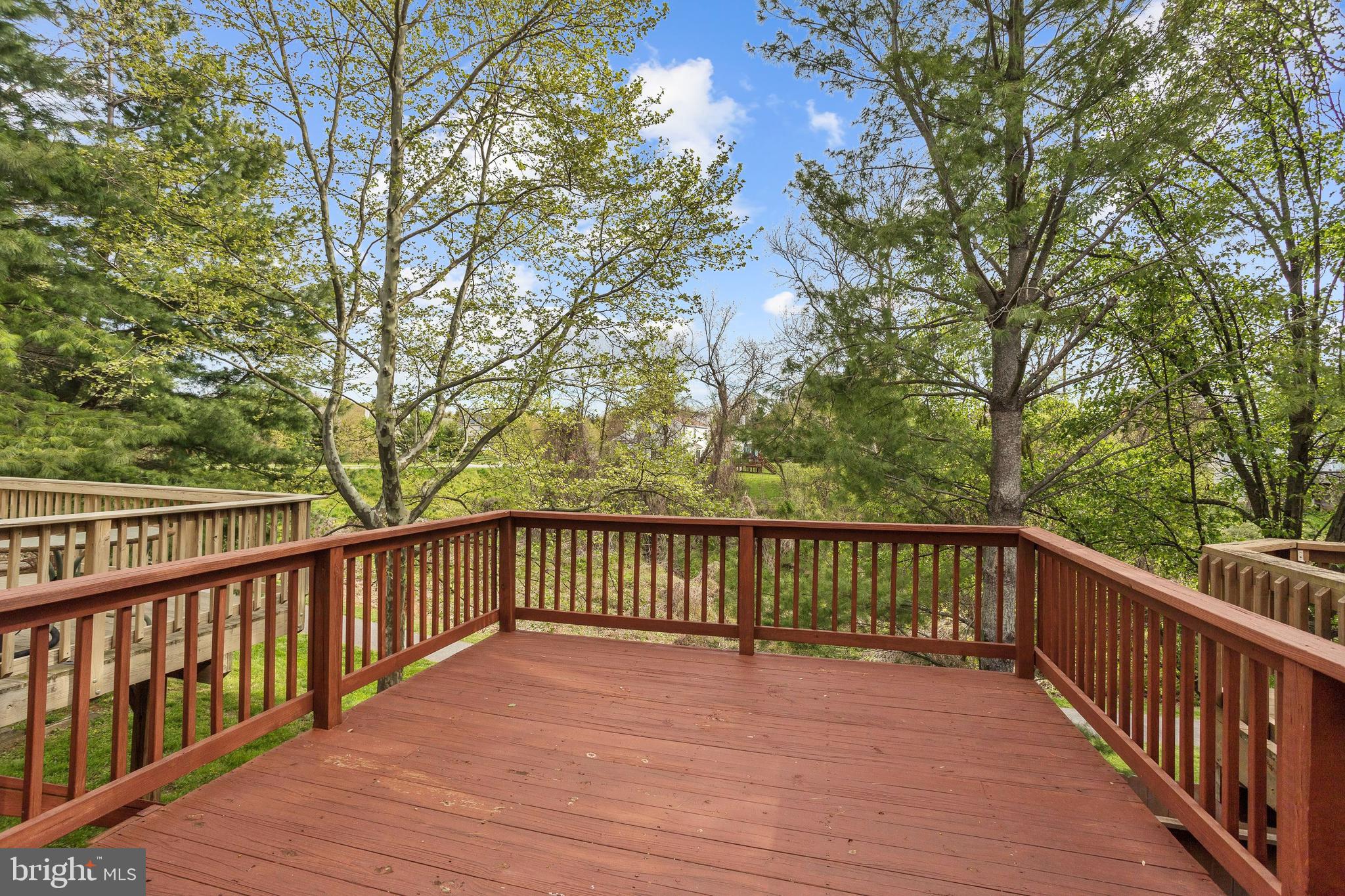 8405 Glad Rivers Row Columbia, MD 21045 - Photo 19 of 27 Expansive Deck
