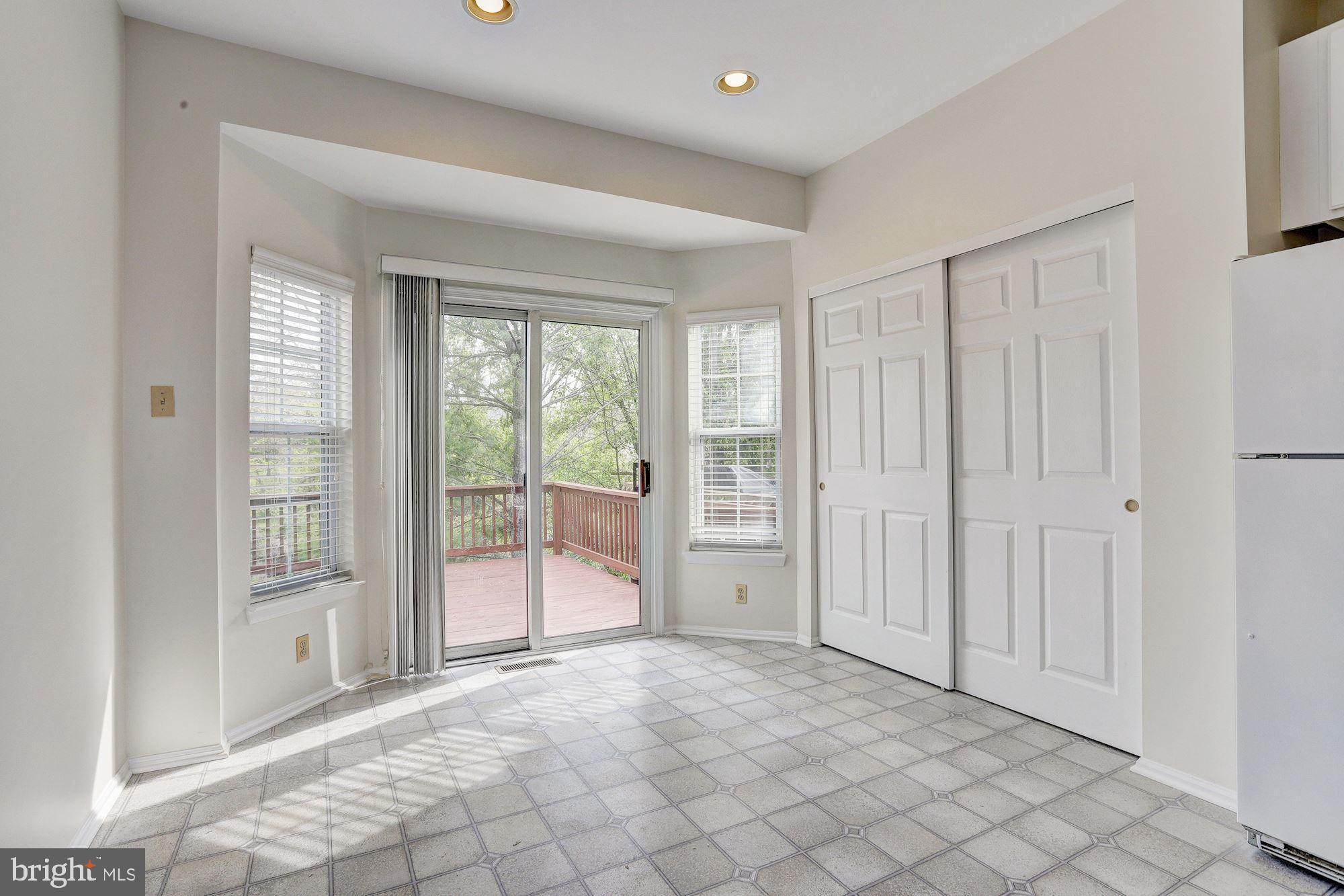 8405 Glad Rivers Row Columbia, MD 21045 - Photo 8 of 27 Breakfast Room