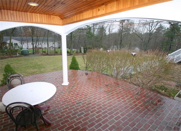9 Westview Road Medfield, MA 02052 - Photo 28 of 30 Gallery Image 28