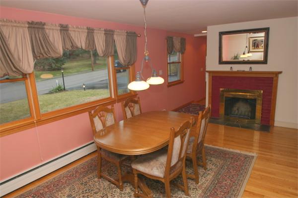 9 Westview Road Medfield, MA 02052 - Photo 6 of 30 Gallery Image 6