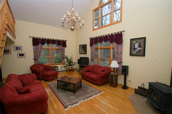 9 Westview Road Medfield, MA 02052 - Photo 10 of 30 Gallery Image 10