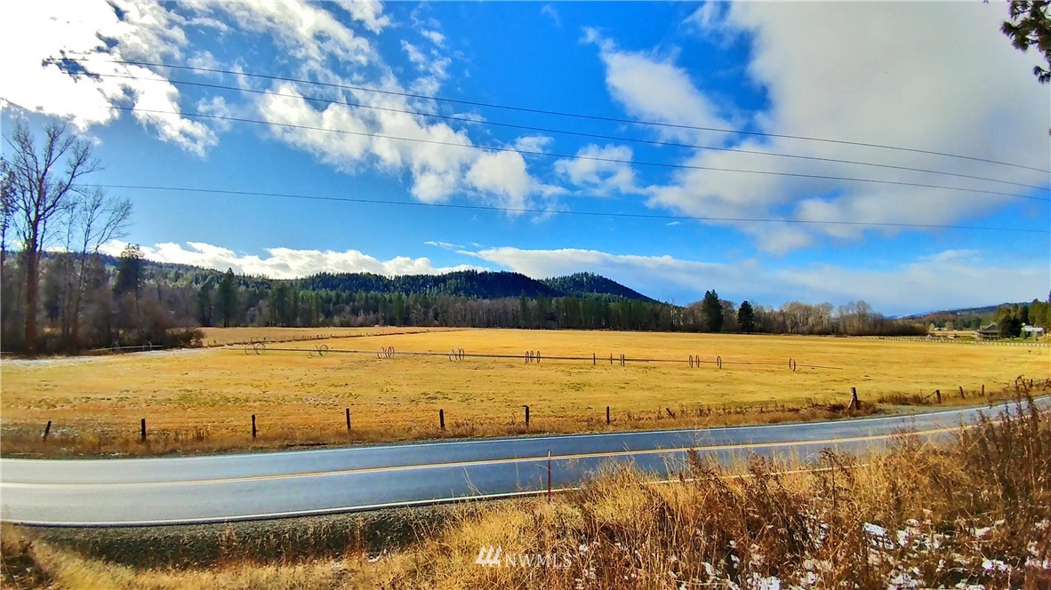 5420 Teanaway Road Cle Elum, WA 98922 - Photo 11 of 21 Gallery Image 11