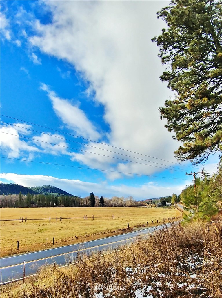 5420 Teanaway Road Cle Elum, WA 98922 - Photo 8 of 21 Gallery Image 8