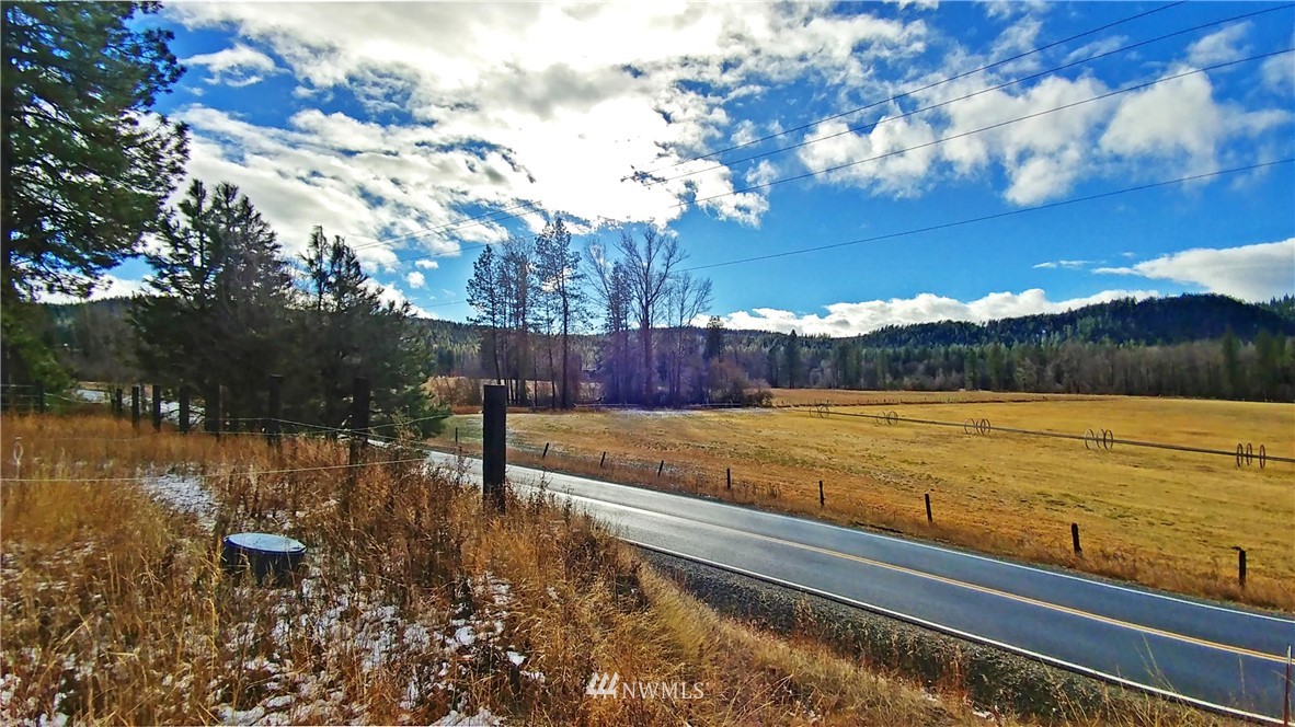5420 Teanaway Road Cle Elum, WA 98922 - Photo 10 of 21 Gallery Image 10
