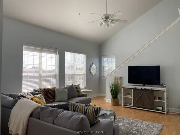 $1,800 | 801 Luther Street West, Unit 804, College Station, TX 77840