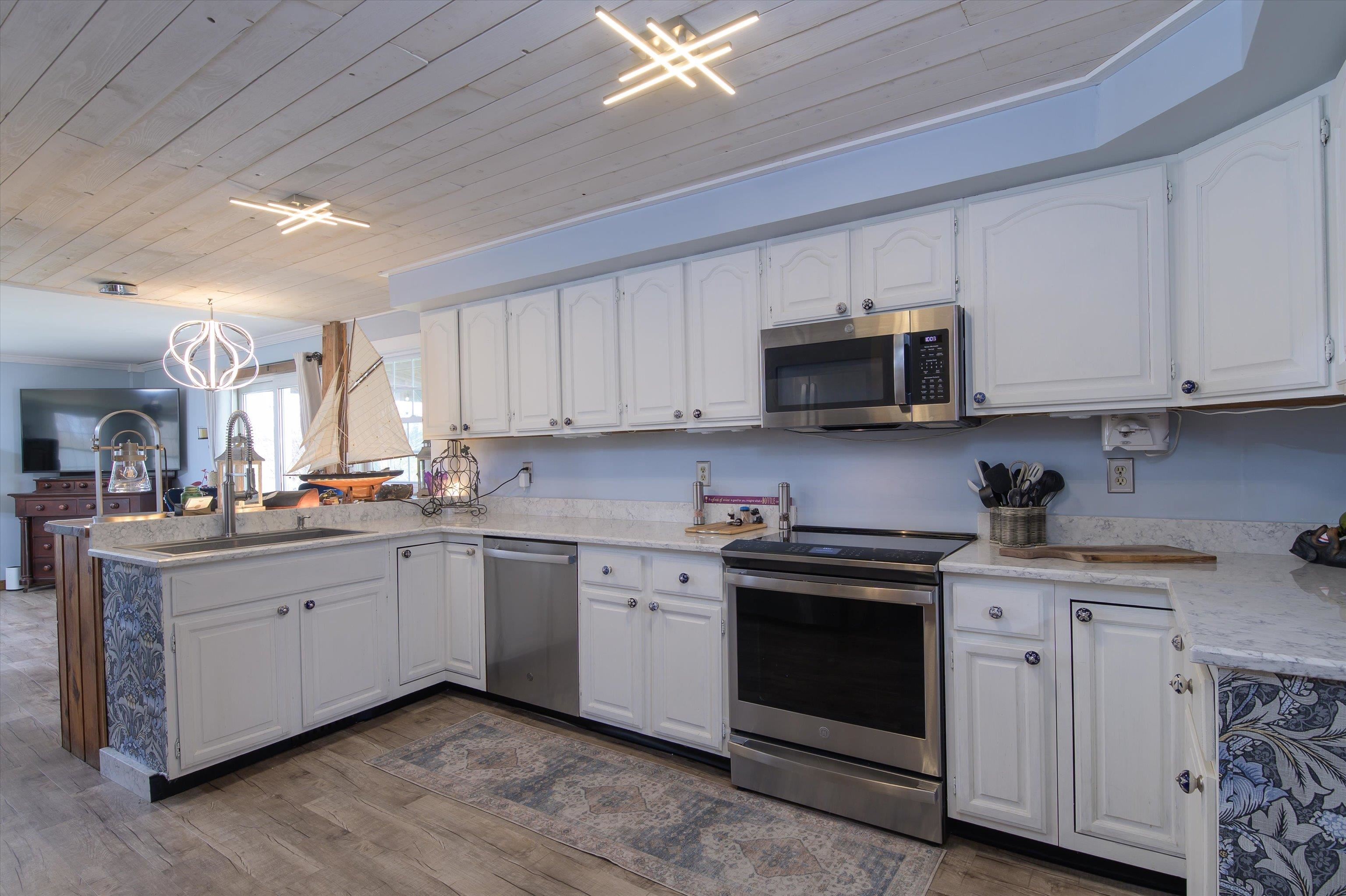 2091 North Lake Road Benson, VT 05743 - Photo 11 of 60