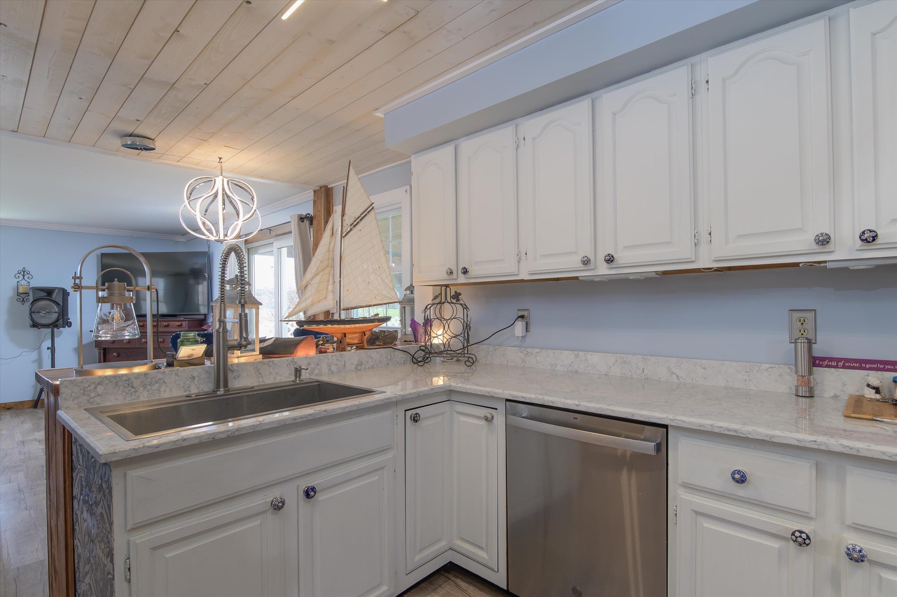 2091 North Lake Road Benson, VT 05743 - Photo 12 of 60