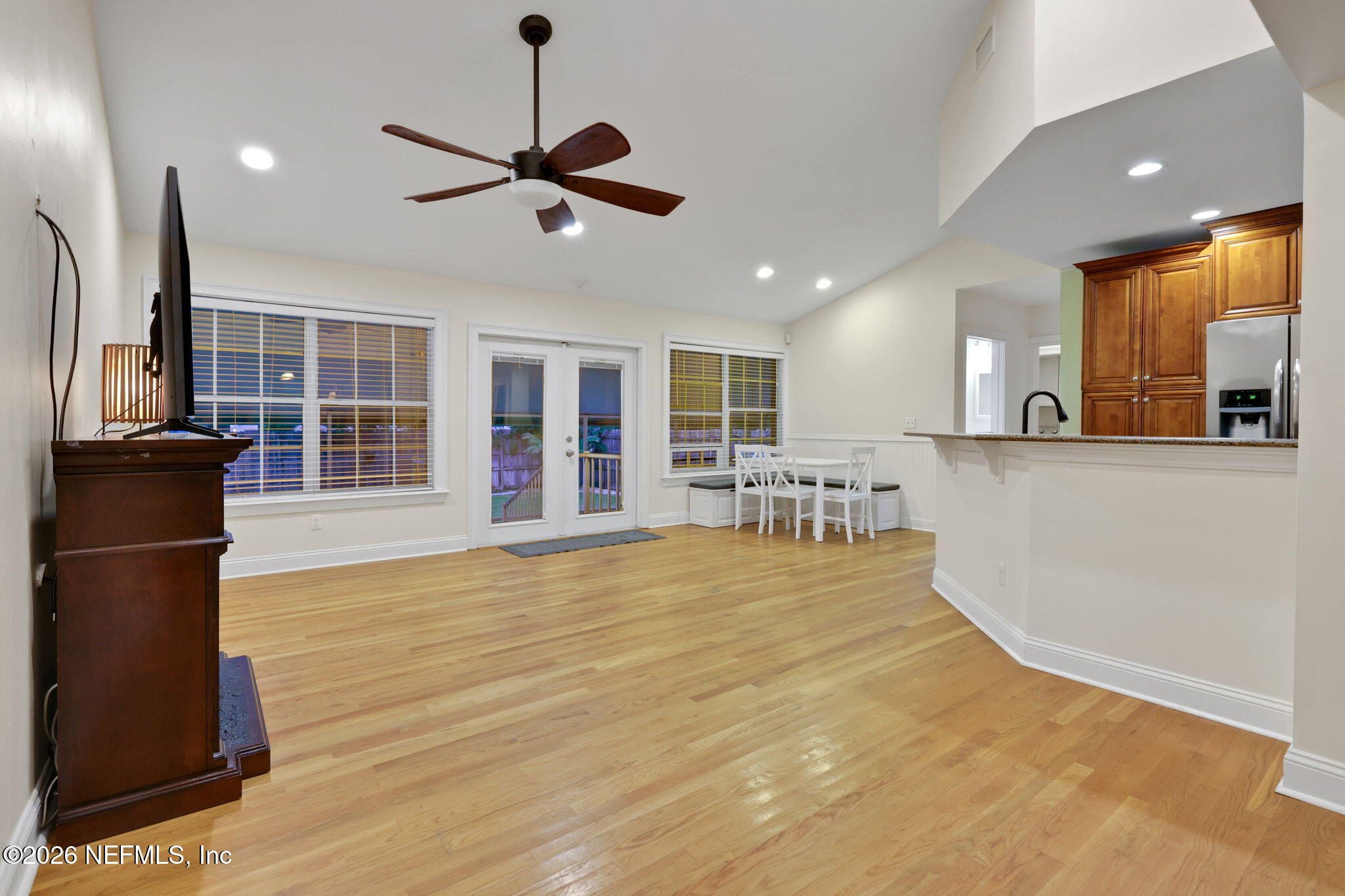 1536 Harbor Oaks Road Jacksonville, FL 32207 - Photo 10 of 23 Second Living Room