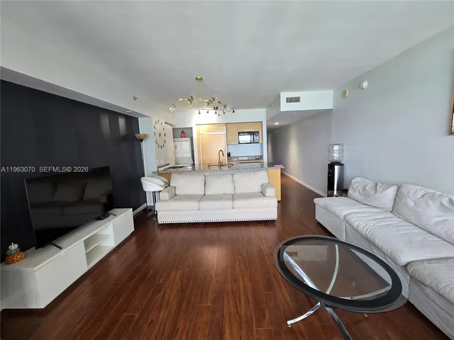 $3,375 | 1830 South Ocean Drive, Unit 3212, Hallandale Beach, FL 33009