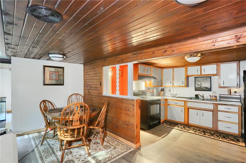 200 Old State Road Chicora, PA 16025 - Photo 4 of 32 Gallery Image 4