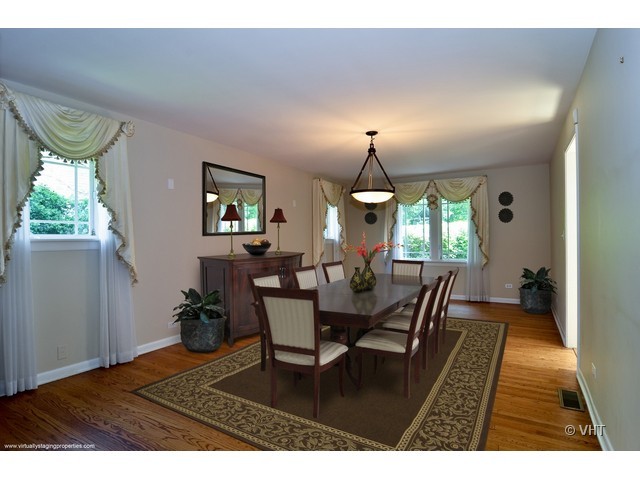 908 Seminole Road Wilmette, IL 60091 - Photo 8 of 25