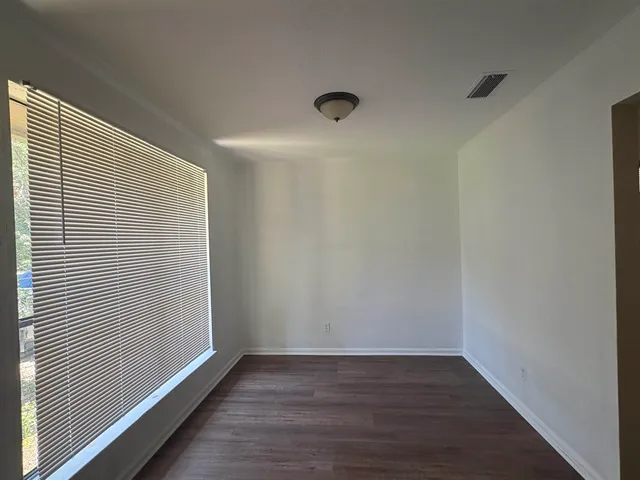 $1,400 | 1931 Faulk Drive, Tallahassee, FL 32303