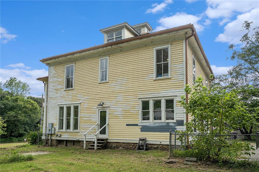35 Old Mill Road Cedartown, GA 30125 - Photo 27 of 30 a front view of a house with a yard