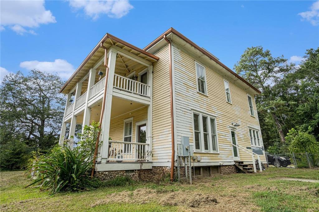 35 Old Mill Road Cedartown, GA 30125 - Photo 4 of 30 a view of a house with a yard