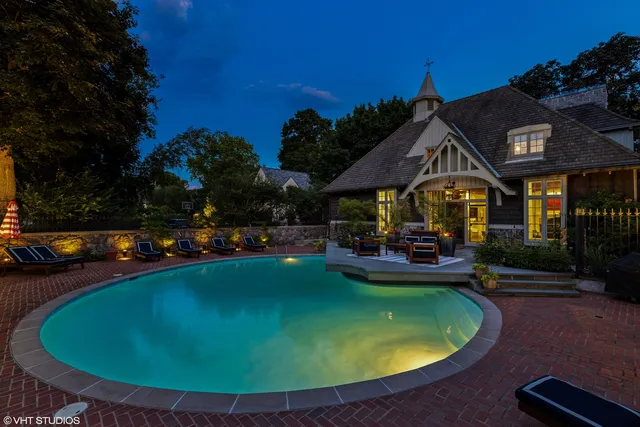 $3,750,000 | 1319 Forest Avenue, Evanston, IL 60201