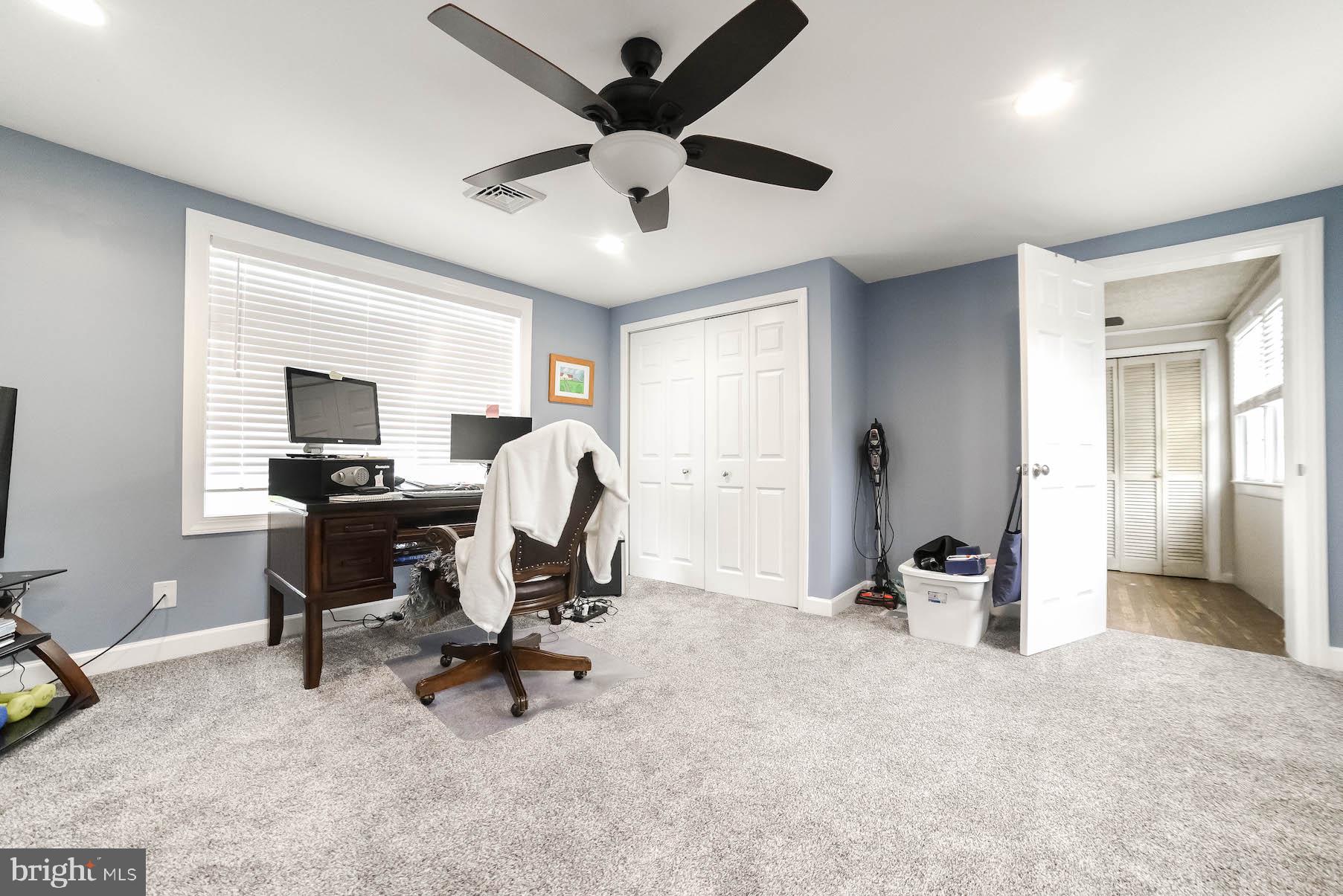 20542 Poplar Ridge Road Lexington Park, MD 20653 - Photo 22 of 46 Great color scheme in Large Bedroom