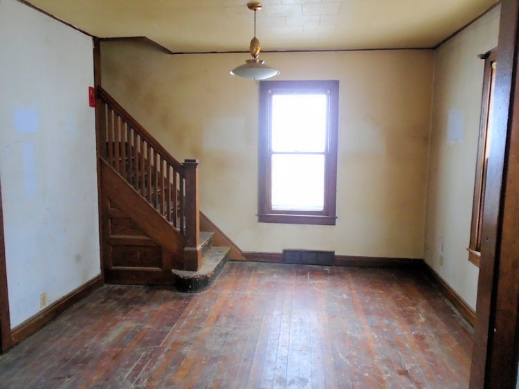 205 North 12th Street Rochelle, IL 61068 - Photo 3 of 13 an empty room with windows