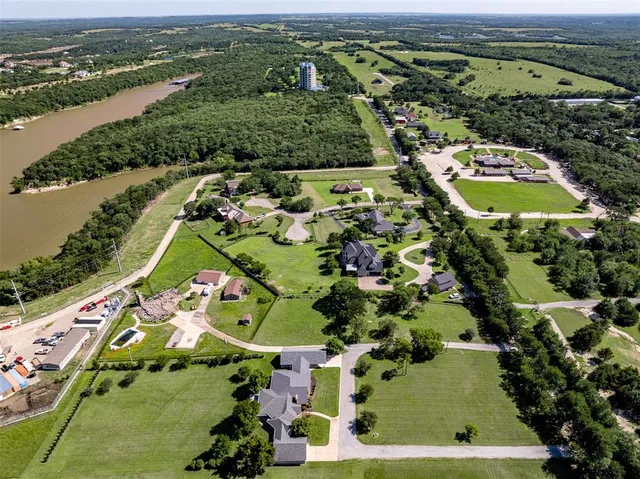 $850,000 | 514 Hanna Drive, Denison, TX 75020