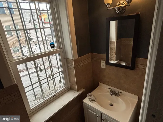 $157,500 | 73 East Cosgrove Street, Philadelphia, PA 19144