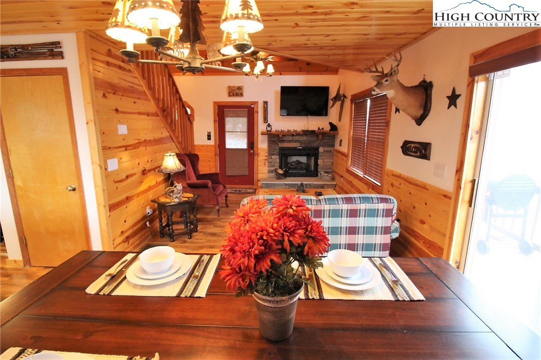 258 Mountain Ridge Road Piney Creek, NC 28663 - Photo 7 of 38 Gallery Image 7