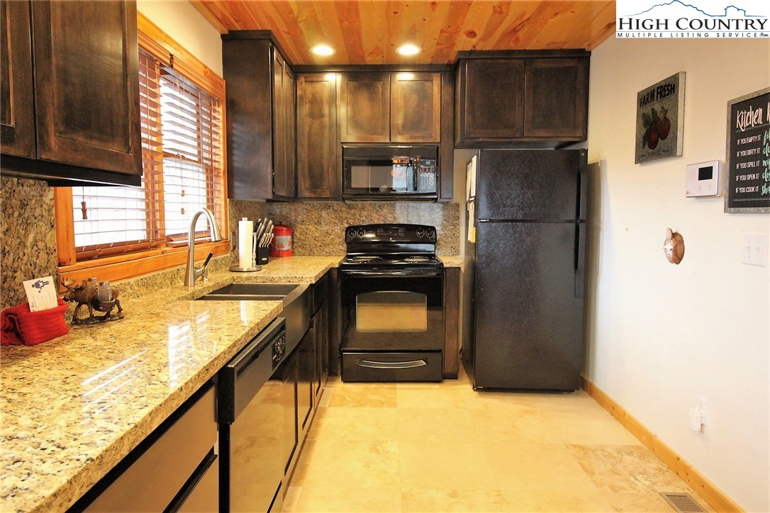 258 Mountain Ridge Road Piney Creek, NC 28663 - Photo 10 of 38 Gallery Image 10