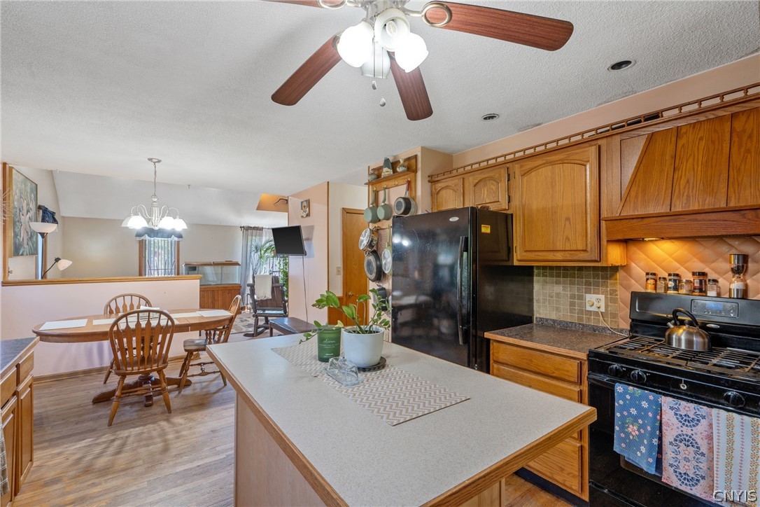 4735 Grange Road Clay, NY 13041 - Photo 12 of 44