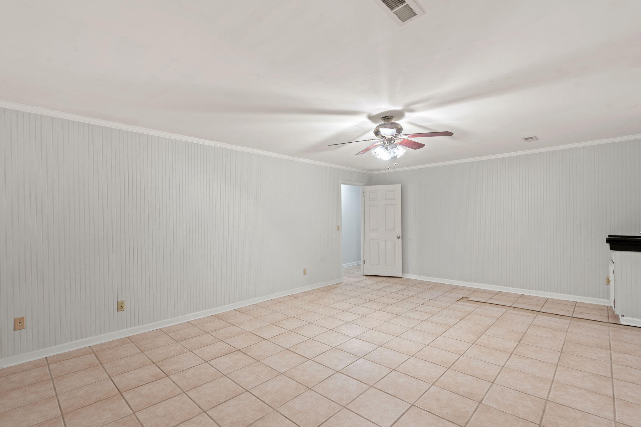 1926 Rock Bluff Road Hixson, TN 37343 - Photo 30 of 61 Downstairs den