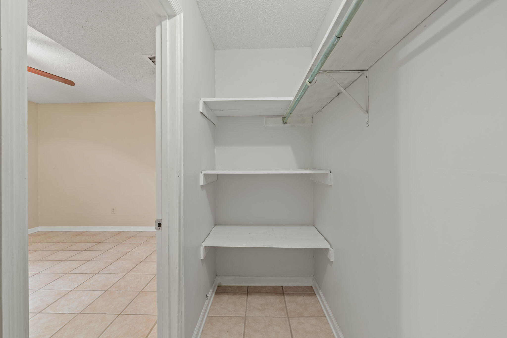 1926 Rock Bluff Road Hixson, TN 37343 - Photo 34 of 61 Walk in closet