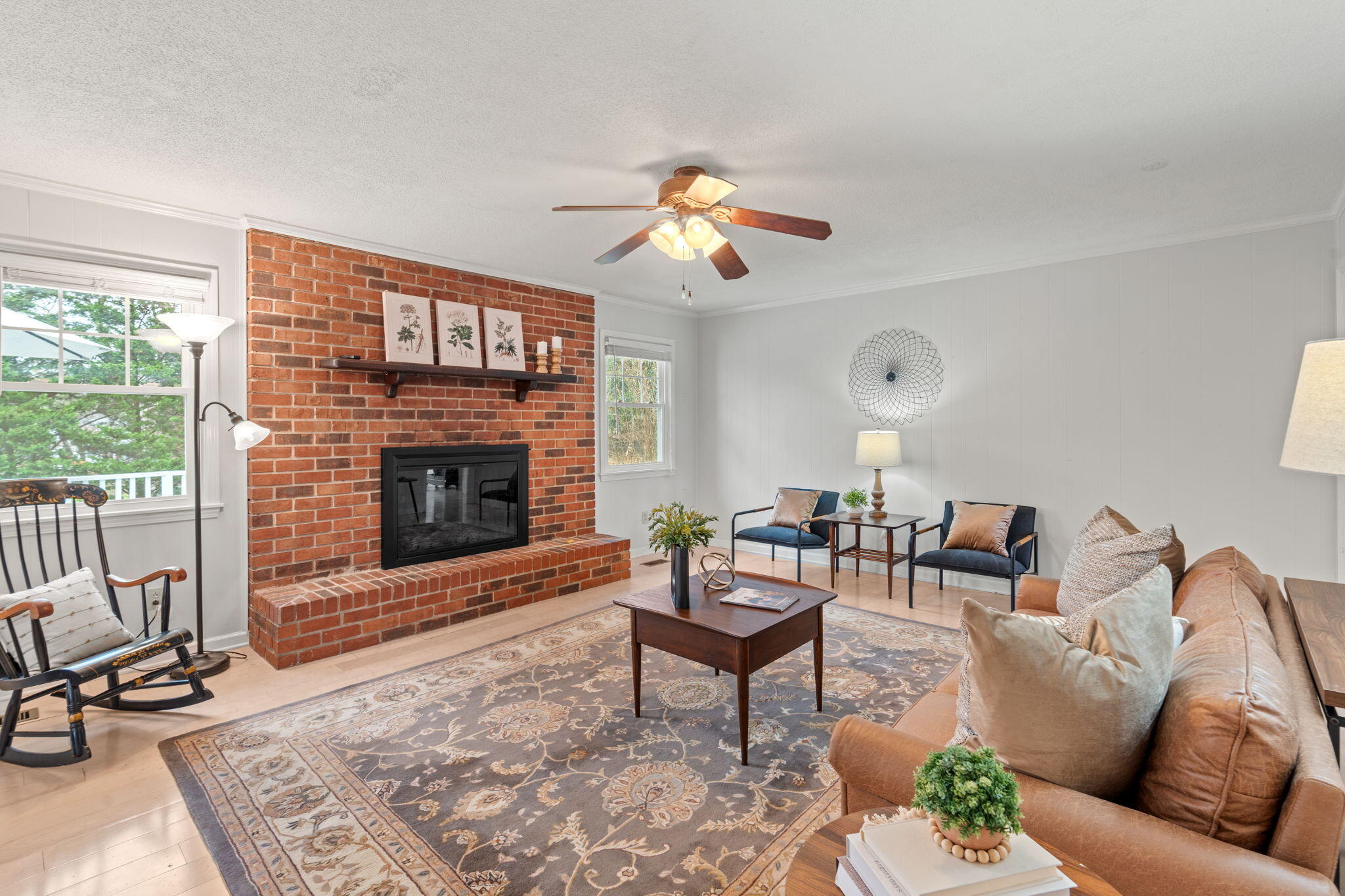 1926 Rock Bluff Road Hixson, TN 37343 - Photo 4 of 61 Oversized family room w/ new gas logs