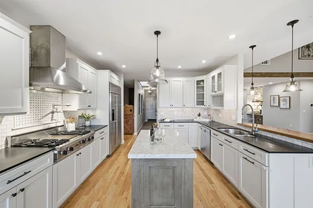 $1,700,000 | 24785-24785 Fairview Avenue, Hayward, CA 94542